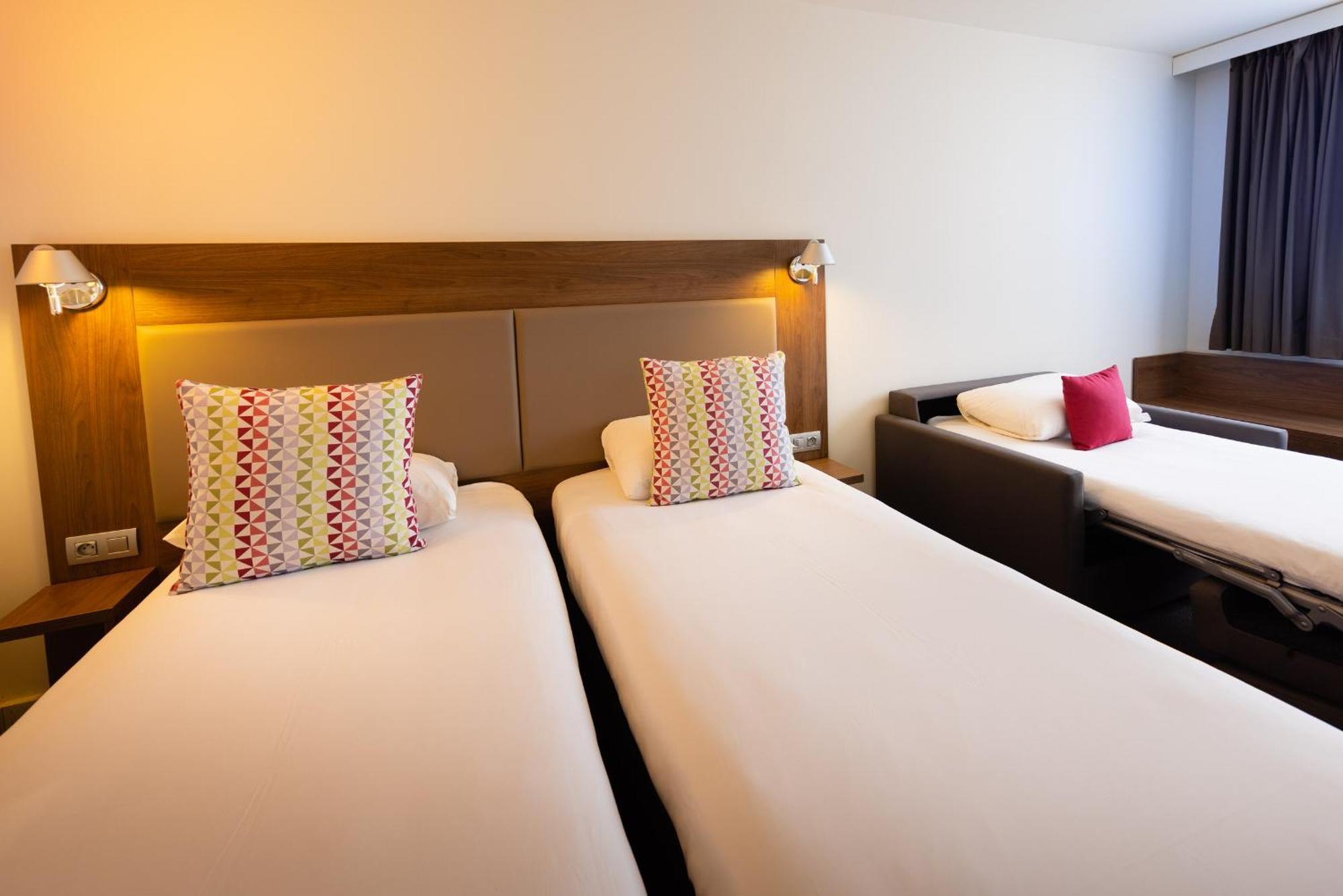 ก็องปานีล ลีเมิฌ ซองทร์ - การ์ Hotel ลิมอจส์ ภายนอก รูปภาพ